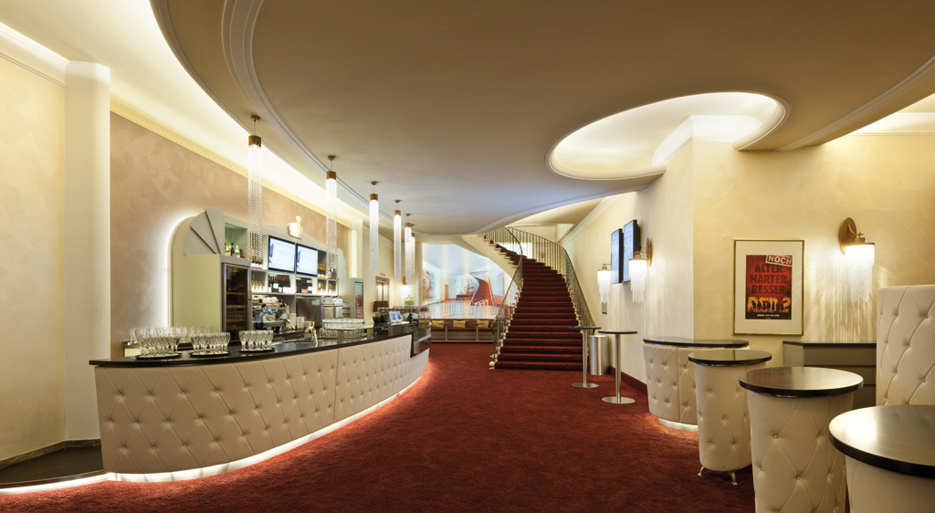 15_06-03-GLO_31B6531_Pan-1024px